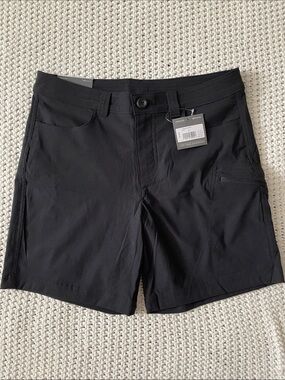 Eddie Bauer Women's Navy Flat-Front Shorts
